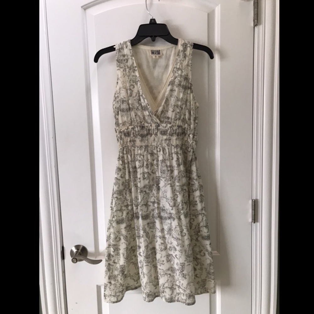 Cream And Silver Paisley Patterned Dress